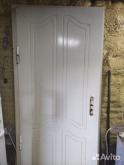 Дверь металлическая 95*208