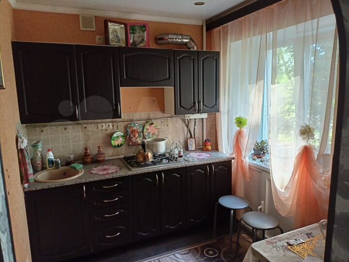 2-к. квартира, 42,5 м², 2/4 эт.