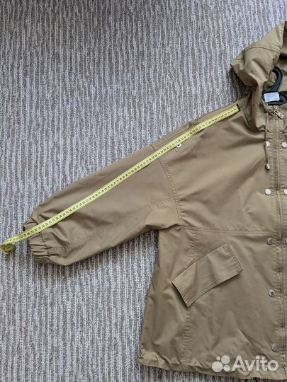 Ветровка женская