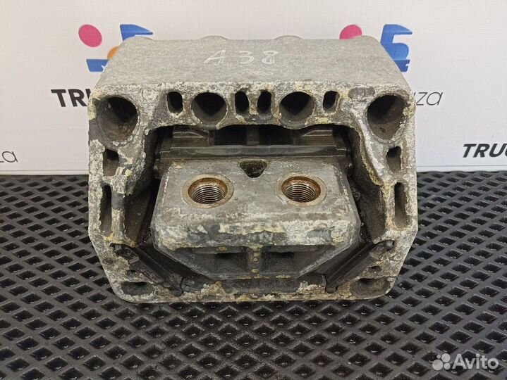 A9602412413 Подушка двигателя задняя