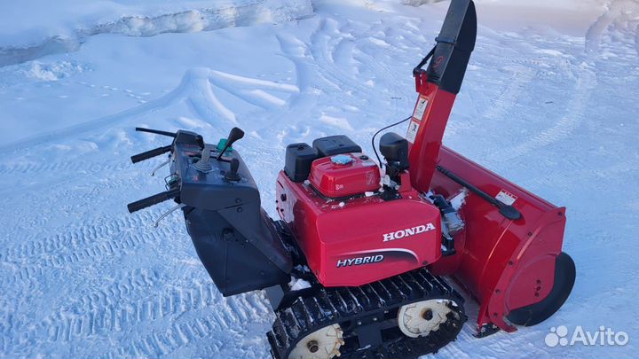 Снегоуборщик гибридный Honda HSM 1590i