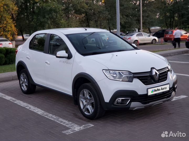 Renault Logan Stepway 1.6 AT, 2019, 46 608 км