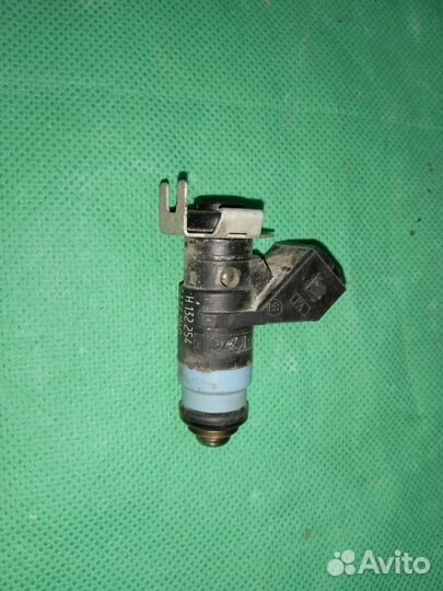 Renault Sandero l форсунка инжекторная электрич