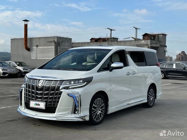 Toyota Alphard 3.5 AT, 2018, 28 000 км