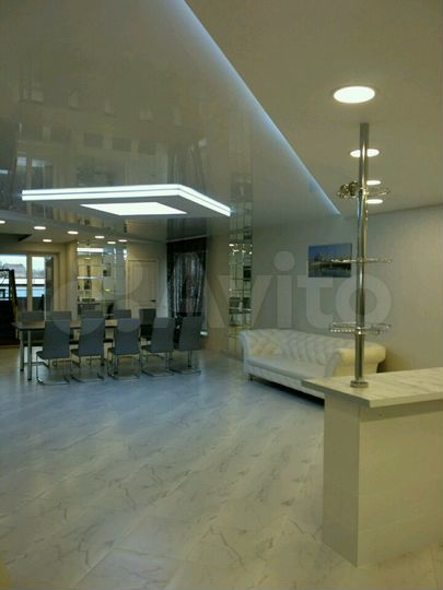 Коттедж 200 м² на участке 4 сот.