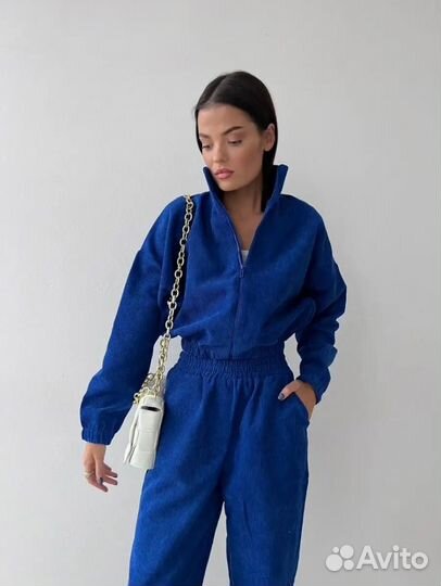 Спортивный костюм женский