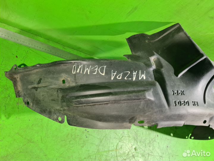 Локер передний правый Mazda Demio (DW) 1996-2002