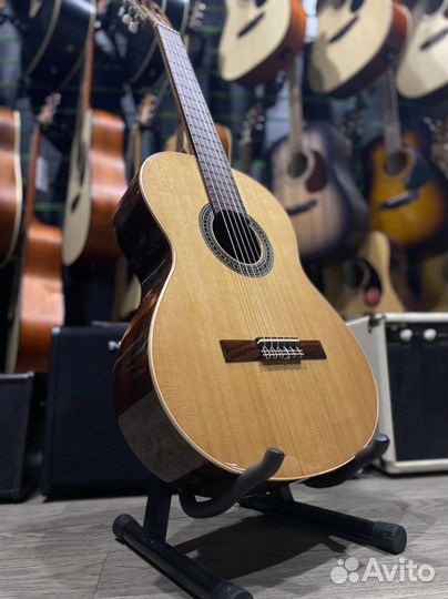 Perez 610 классическая гитара массив (Испания )