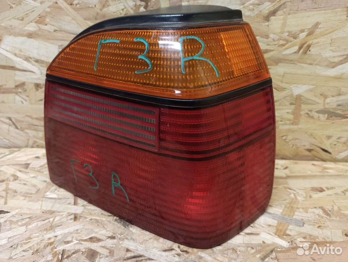 Фонарь правый Volkswagen Golf 3