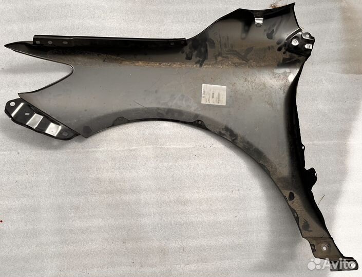 Крыло переднее правое без повторителя corolla E150