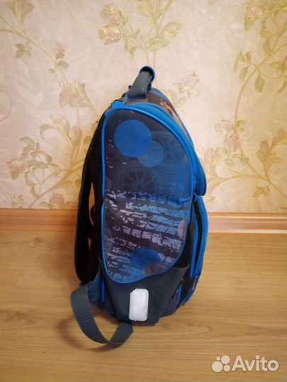 Школьный рюкзак