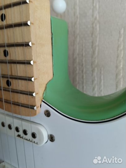Реплика Fender Stratocaster SSS
