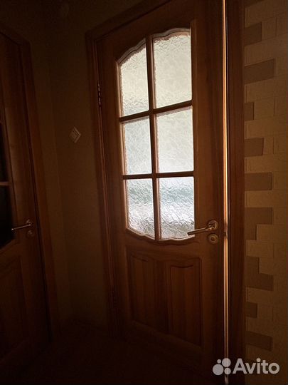 Двери межкомнатные деревянные