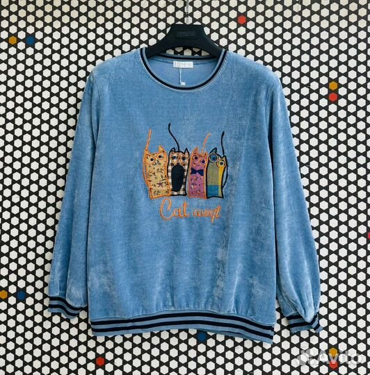 Кофта с вышивкой, 5 расцветок, от 50 до 60 р-ры