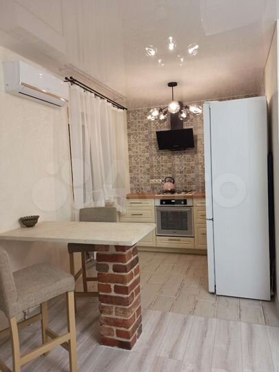 2-к. квартира, 45 м², 4/4 эт.