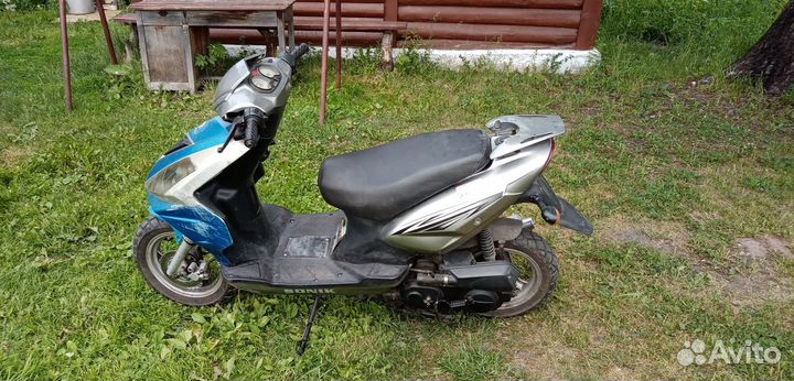 Скутер Sonik 80куб
