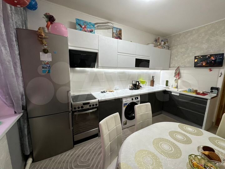 2-к. квартира, 58,4 м², 2/5 эт.