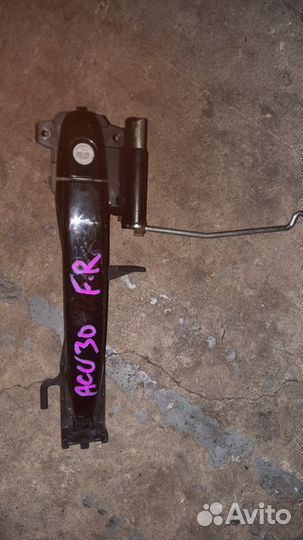 Ручка двери внешняя передняя правая Toyota Harrier