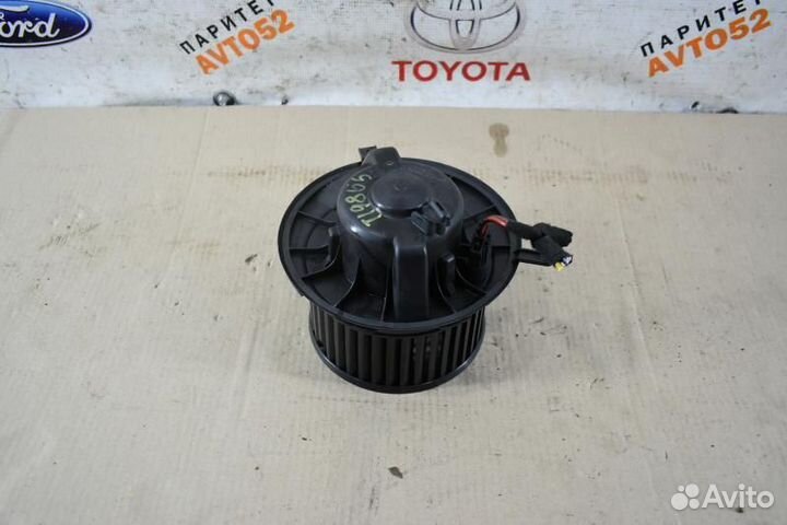 Моторчик печки Volkswagen Passat B6 2005 - 2011