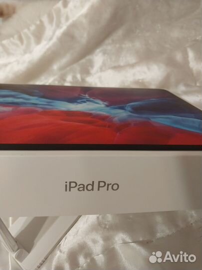 Коробка от Apple MacBook Pro