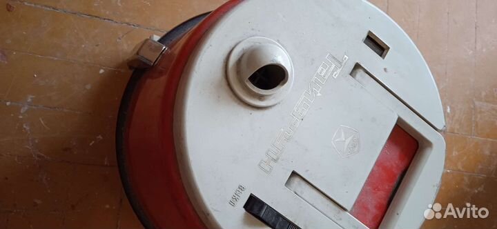 Пылесос Тайфун