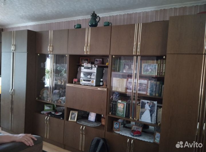 Стенка в гостиную бу с 2 шкафами