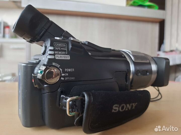 Цифровая видеокамера Sony HDR-HC1E Япония