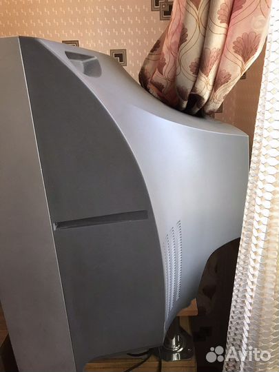 Телевизор samsung