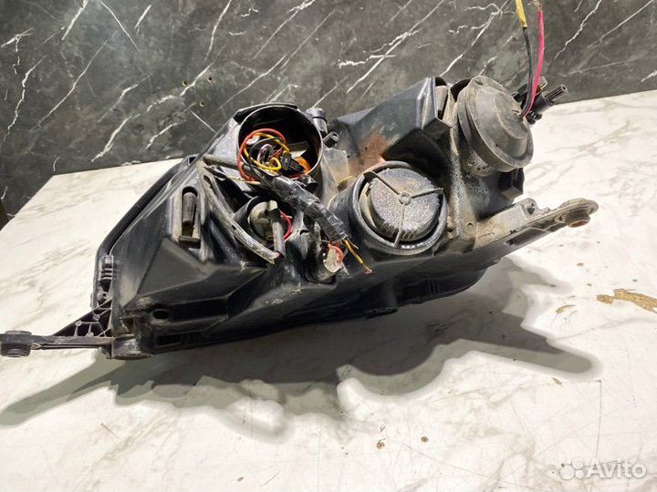 Фара Skoda Rapid cfna 2015