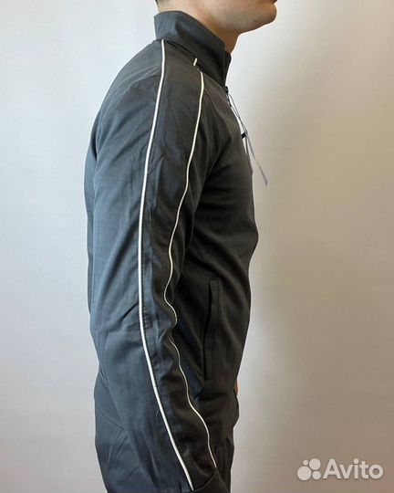 Спортивные костюмы Adidas спортивные