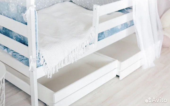 Кровать Домик из Березы