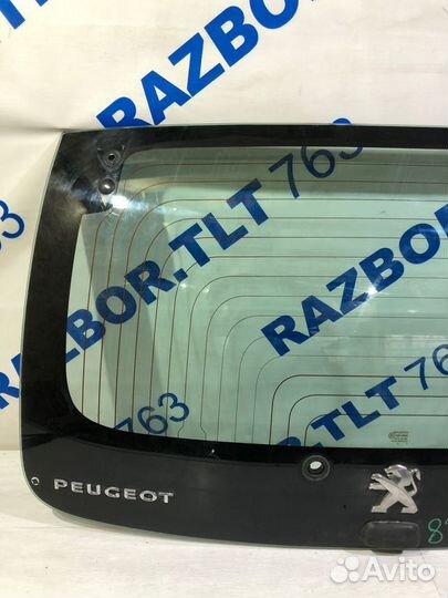 Стекло заднее peugeot 107 1.0 мт