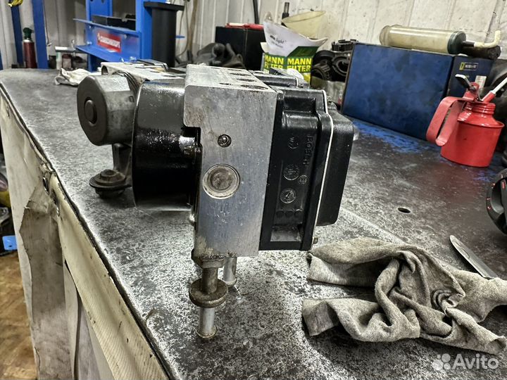 Блок абс volkswagen polo