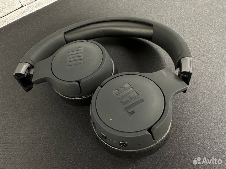 JBL Tune 660bt