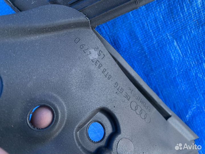 Уплотнитель резинка передней левой двери Audi A5