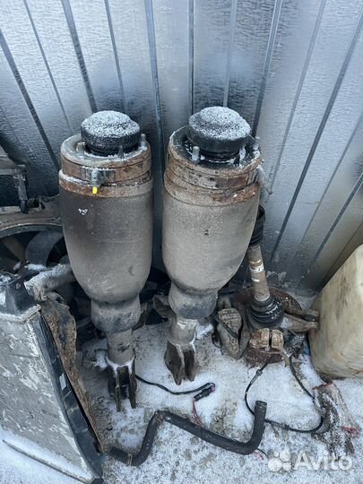 Пневмостойка передняя range rover l322