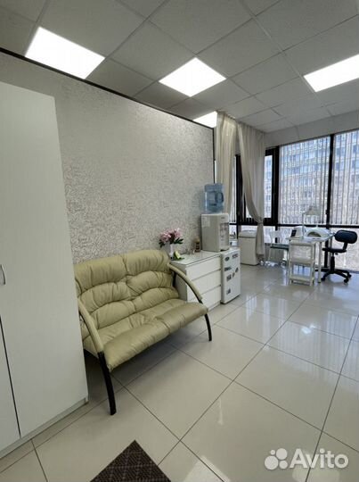 Аренда мастеру маникюра рабочее место