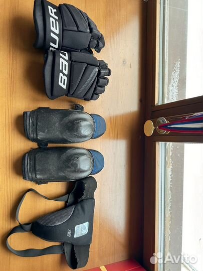 Налокотники хоккейные