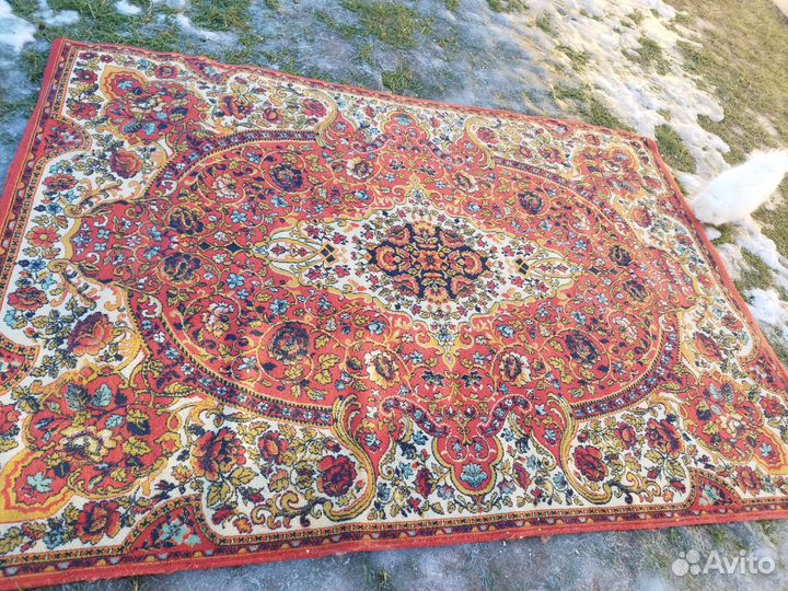 Ковры шерстяные