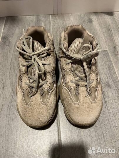 Кроссовки Adidas yeezy 500 бежевые