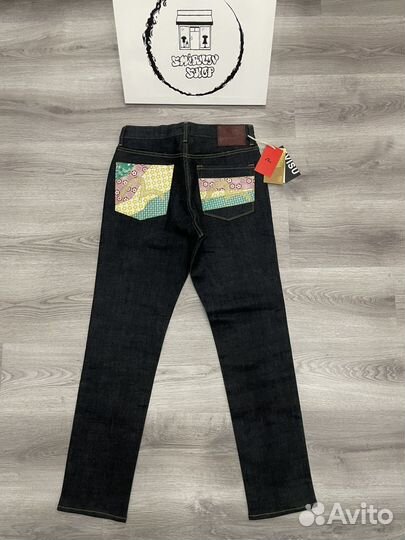 Джинсы Evisu