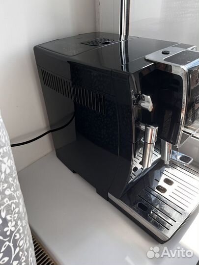 Кофемашина delonghi dinamica