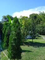 Комната 34 м², 1/2 эт.