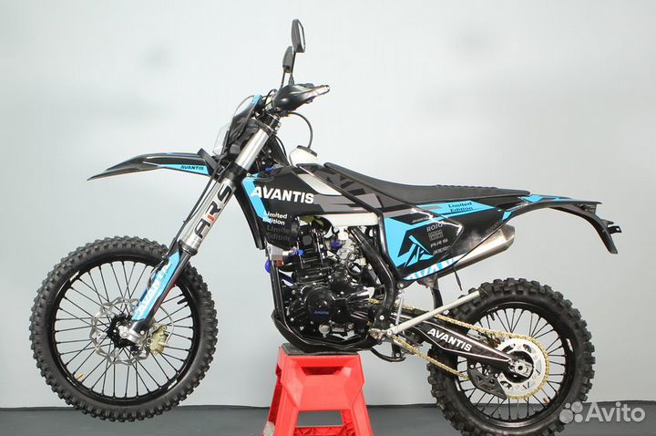 Мотоцикл avantis enduro 300 carb PRO exclusive (CB