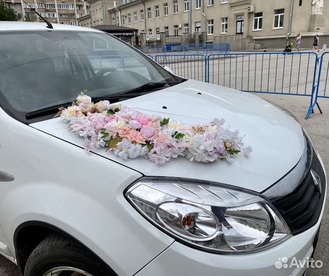 Свадебные украшения на машину