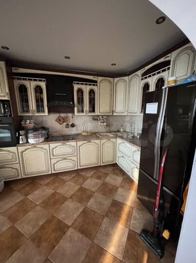 3-к. квартира, 166,4 м², 9/10 эт.