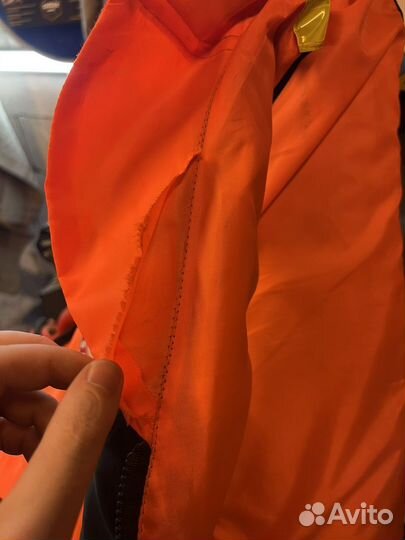 Спасательный жилет бу