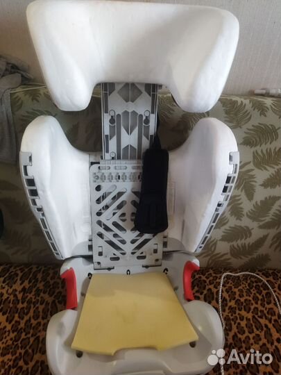 Автокресло Britax romer kid fix XP 15-36 kg