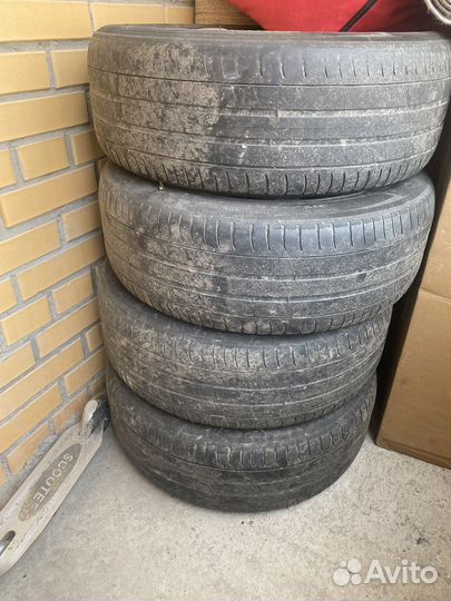 Michelin 4x4 Diamaris 215/55 R17