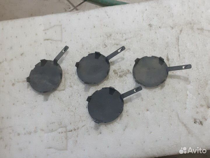 Заглушка бампера буксировочной Largus